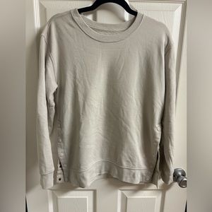 Abercrombie Super Soft Button Side Casual Crew Neck Sweatshirt